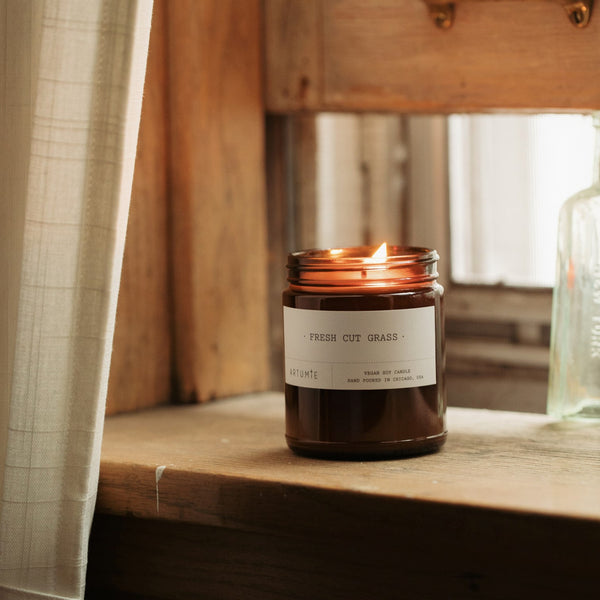 Fresh Cut Grass 9 oz Soy Candle