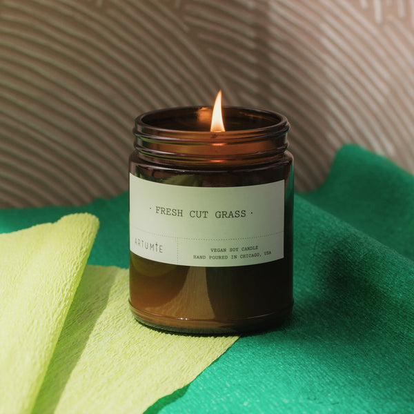 Fresh Cut Grass 9 oz Soy Candle